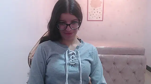 Kailee ch online show from May 30, 1:30 pm