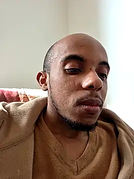 Snapshot of Elmentor32 chatting on April 15, 2:24 pm Elmentor32 online show from April 15, 2:24 pm