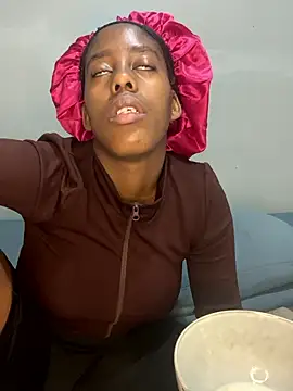 petite bee online show from May 16, 4:42 am