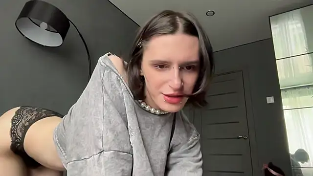 Niky Long online show from May 31, 1:07 pm