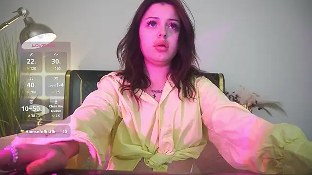SinfulKittenn online show from July 5, 6:15 pm