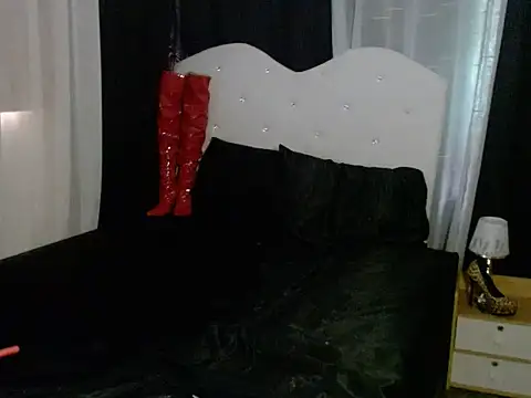 Snapshot of AshantTsiBigCock chatting on July 3, 7:04 am AshantTsiBigCock online show from July 3, 7:04 am