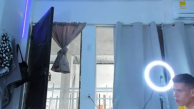 nezonx online show from May 10, 8:03 pm