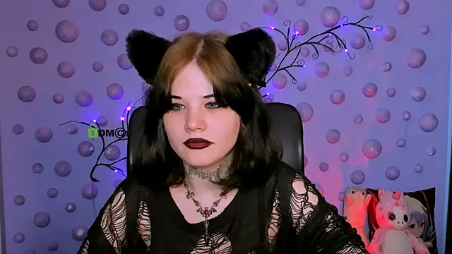 Snapshot of nikki_kiss_ chatting on May 28, 8:44 am nikki kiss online show from May 28, 8:44 am