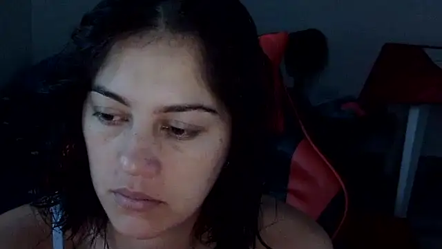 Snapshot of Bandida553 chatting on June 17, 6:09 pm Bandida553 online show from June 17, 6:09 pm
