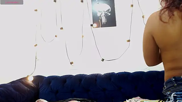 AprilyCrystal2 online show from April 20, 5:59 pm