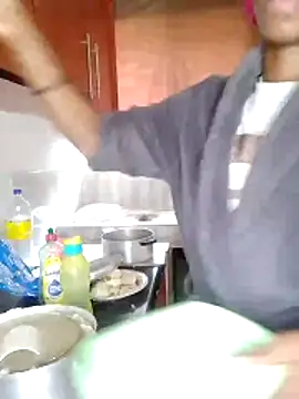 Sammmynoe online show from June 18, 8:47 am