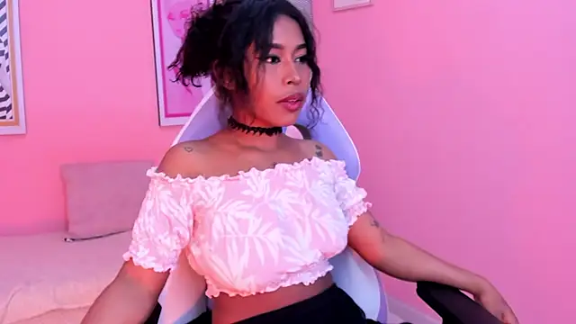 Snapshot of Ruby_sam chatting on April 15, 12:56 pm Ruby sam online show from April 15, 12:56 pm