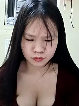 Snapshot of Seraphinahh chatting on May 5, 4:37 pm Seraphinahh online show from May 5, 4:37 pm