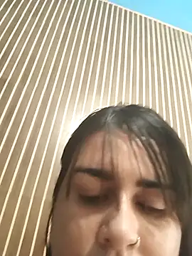 Snapshot of Luna-elle chatting on April 15, 4:14 pm Luna-elle online show from April 15, 4:14 pm