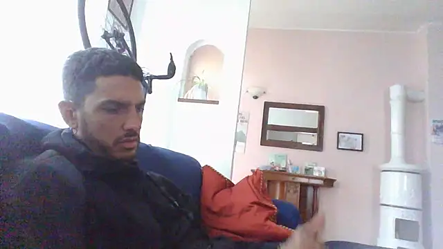 Snapshot of Bucefalo2024 chatting on May 6, 6:52 am Bucefalo2024 online show from May 6, 6:52 am