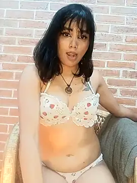 jellyyynspicyyy online show from April 29, 5:30 pm