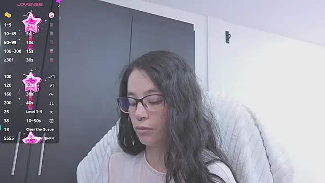 Snapshot of Samantha_bloww1 chatting on July 17, 3:24 am Samantha bloww1 online show from July 17, 3:24 am