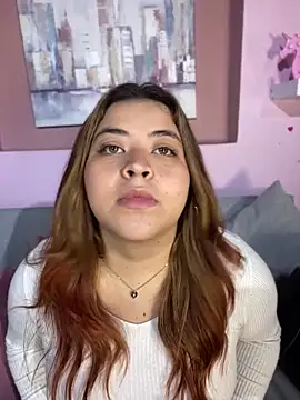 ZoeBennett Pink online show from April 14, 6:14 pm