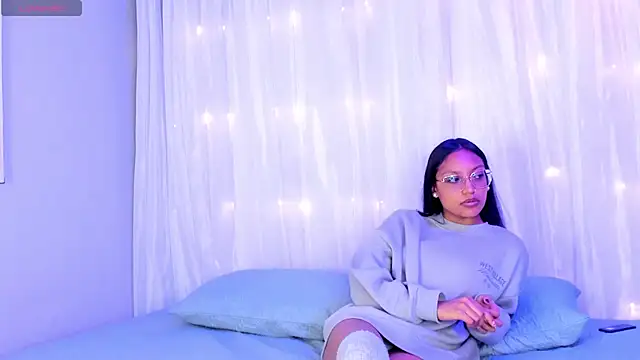 miel ambar online show from April 15, 1:29 pm