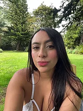 JuliettaGmz online show from June 25, 3:05 pm