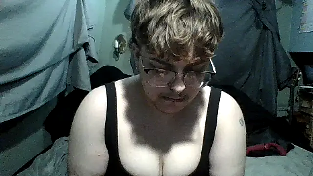 BashfulEmby online show from April 14, 3:34 am