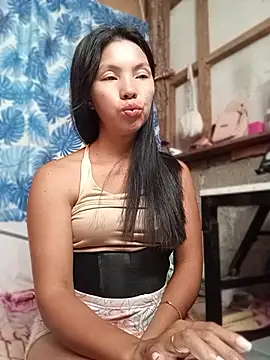 Snapshot of _sweetbabe23 chatting on April 15, 1:56 am sweetbabe23 online show from April 15, 1:56 am