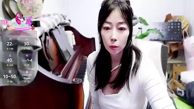 Snapshot of luna-ff chatting on April 16, 1:56 pm luna-ff online show from April 16, 1:56 pm