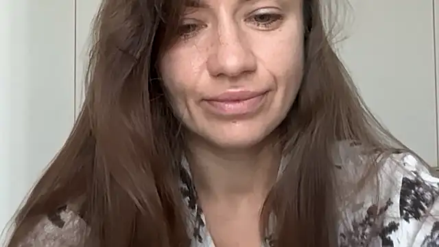 missRorian online show from April 16, 4:35 am