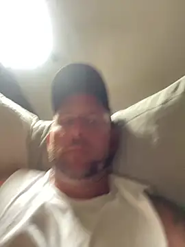 phattyluv89 online show from July 11, 5:26 pm