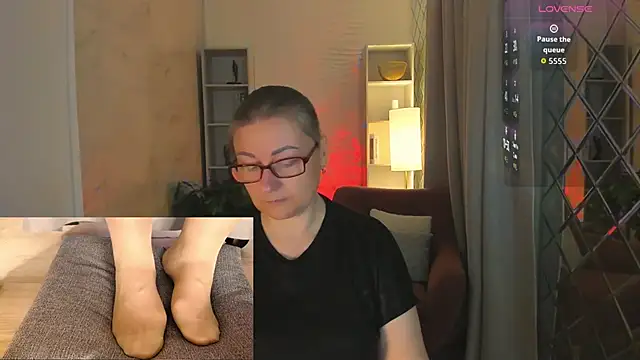 Alexandra Kind online show from May 24, 8:36 pm