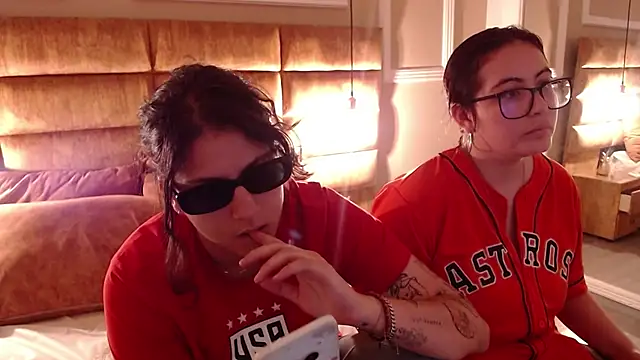 liaxxrose online show from April 21, 8:01 pm