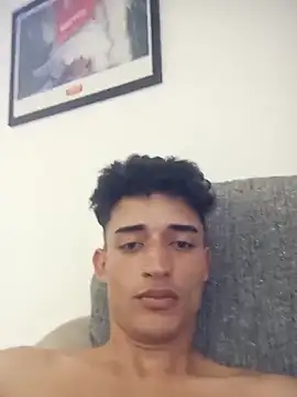 Snapshot of LatinBoy10 chatting on April 15, 11:49 pm LatinBoy10 online show from April 15, 11:49 pm