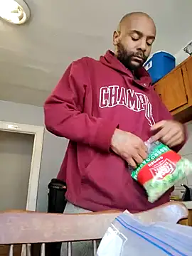 awwbabyyes77 online show from April 21, 2:45 pm