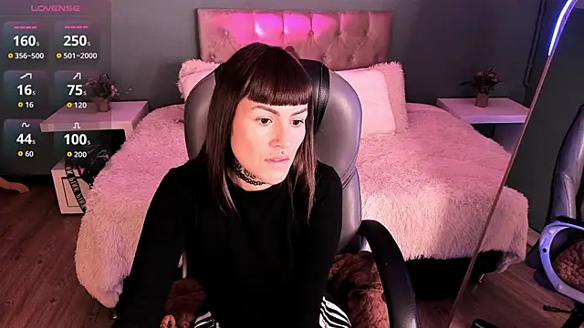 Kim Jeins666  online show from May 25, 1:06 pm