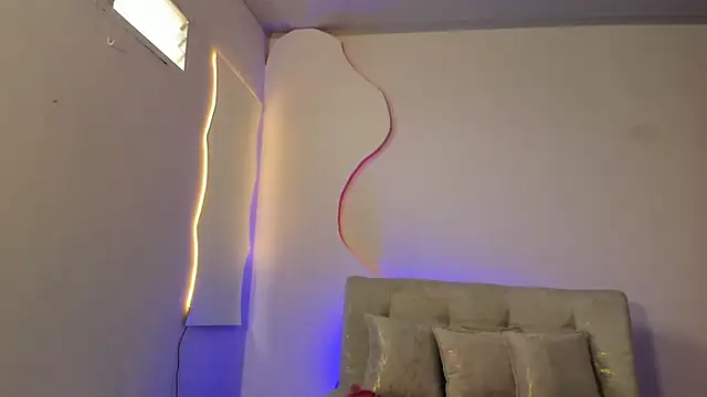 Snapshot of Aohomlester_ chatting on April 15, 7:58 pm Aohomlester online show from April 15, 7:58 pm