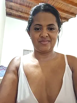 Ayla Phone online show from May 12, 4:09 am