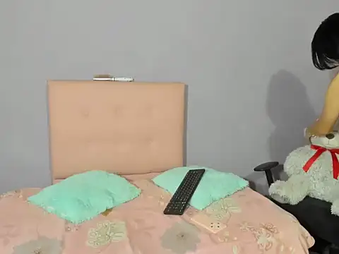 sweetveroxxx online show from May 16, 3:58 am