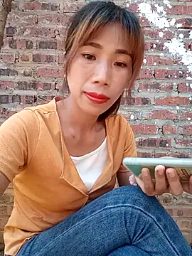 Elena Mia online show from May 15, 11:56 pm
