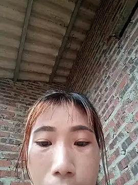Elena Mia online show from May 20, 10:49 pm