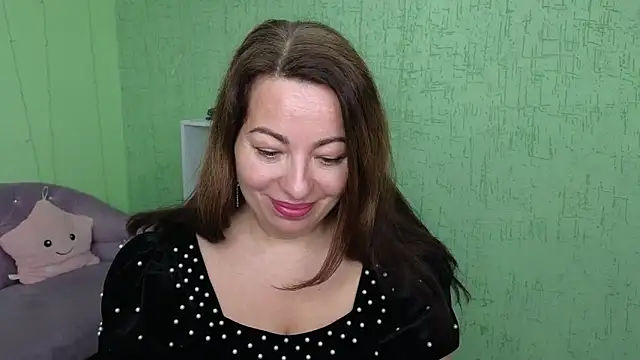 Zoe Zephyr online show from May 2, 5:23 am