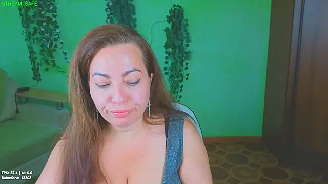 Zoe Zephyr online show from July 7, 6:16 am