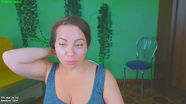 Zoe Zephyr online show from July 17, 6:31 am