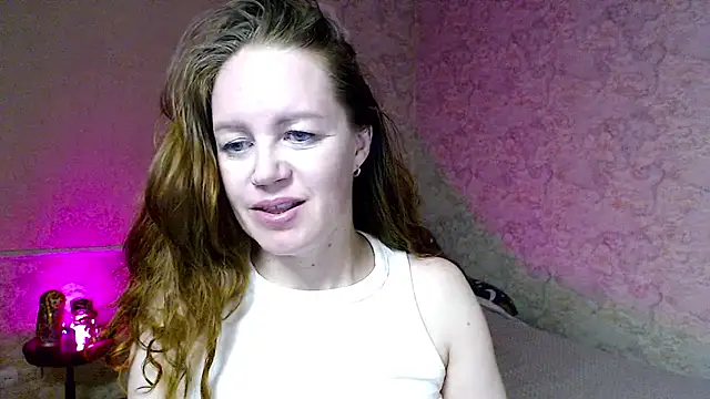 Snapshot of Fern_Lust chatting on July 8, 9:41 pm Fern Lust online show from July 8, 9:41 pm