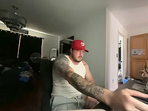 Snapshot of guerritoChulo89 chatting on April 15, 9:15 pm guerritoChulo89 online show from April 15, 9:15 pm