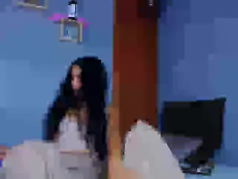 Snapshot of noraima_ chatting on April 15, 9:48 pm noraima online show from April 15, 9:48 pm