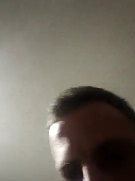 Travis212121 online show from July 12, 9:33 am