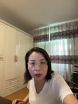 lisha521 online show from June 5, 1:01 am