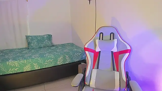 justin blake online show from April 21, 1:50 pm