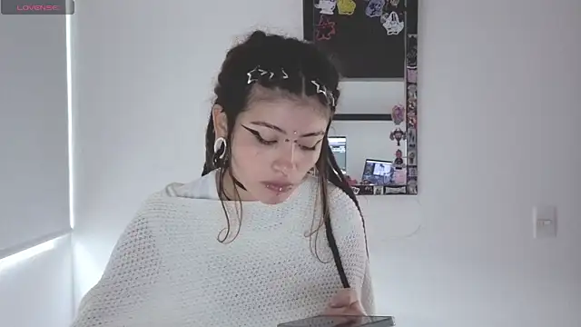 Snapshot of giulietta_monsalve chatting on April 19, 2:49 pm giulietta monsalve online show from April 19, 2:49 pm