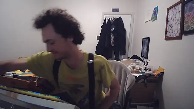 JohnnyMoves online show from May 24, 1:10 am