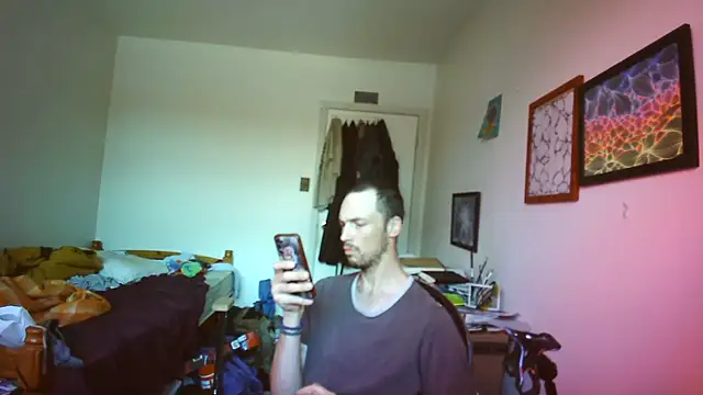 JohnnyMoves online show from July 3, 5:08 pm
