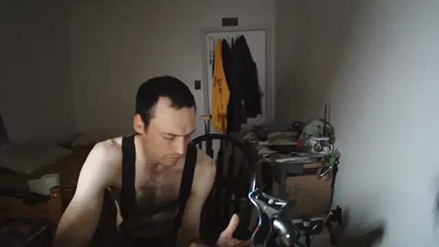 JohnnyMoves online show from August 6, 2:46 am