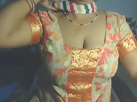 Hotty Bhabhi1 online show from May 23, 6:29 am