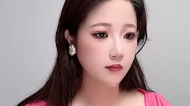 Snapshot of Eva_258899 chatting on May 4, 2:07 am Eva 258899 online show from May 4, 2:07 am